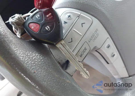 2007 Toyota Camry Le V6 from USA, damaged, VIN JTNBK46K373009363